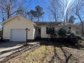 Building Photo - Newly Remodeled 3BD, 2BA Fuquay-Varina Hom...