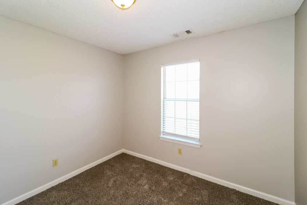 Building Photo - 1247 Trotters Stop Cove