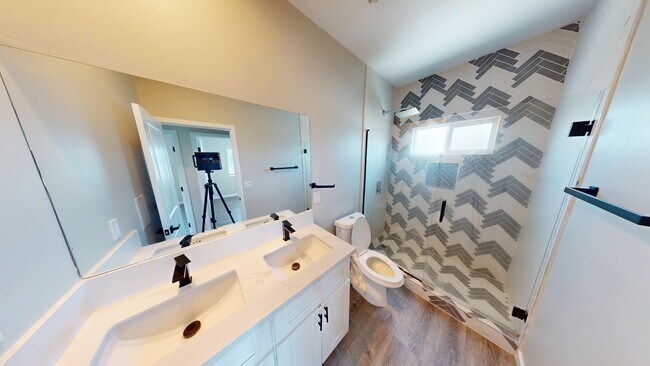 Building Photo - 4935 63rd St