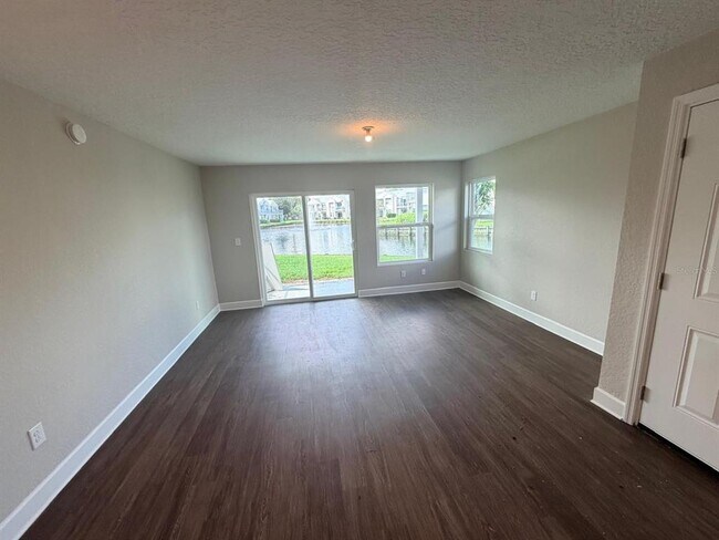 Building Photo - 2516 Woodgate Blvd