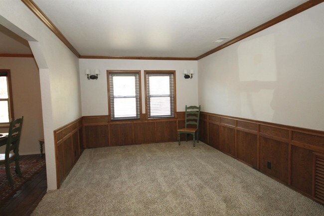 Building Photo - 26601 Big Pines Hwy