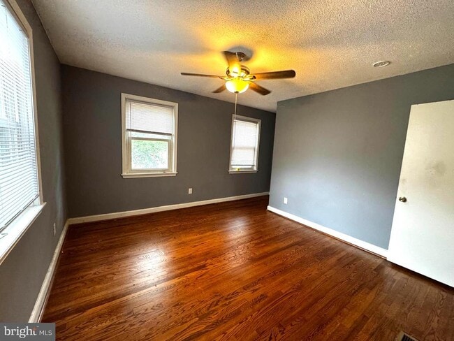 Building Photo - 3943 Pennsylvania Ave. SE