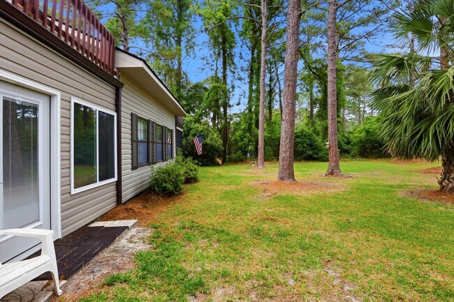 Building Photo - 102 Country Club Villa Dr