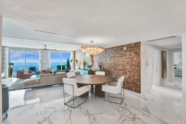 Building Photo - 525 N Fort Lauderdale Beach Blvd