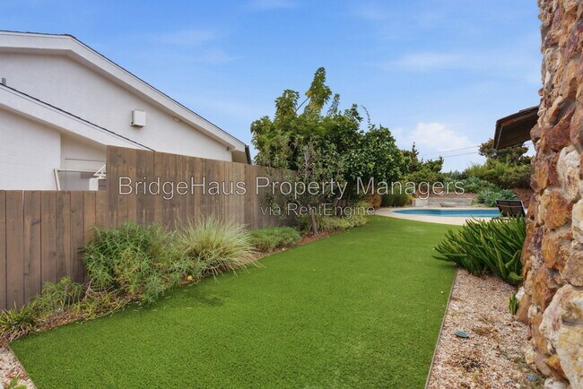 Building Photo - 1541 Garrison Pl