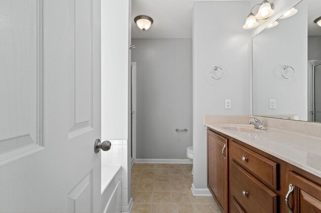 Building Photo - Lovely Home in Arbor Greene Neighborhood A...