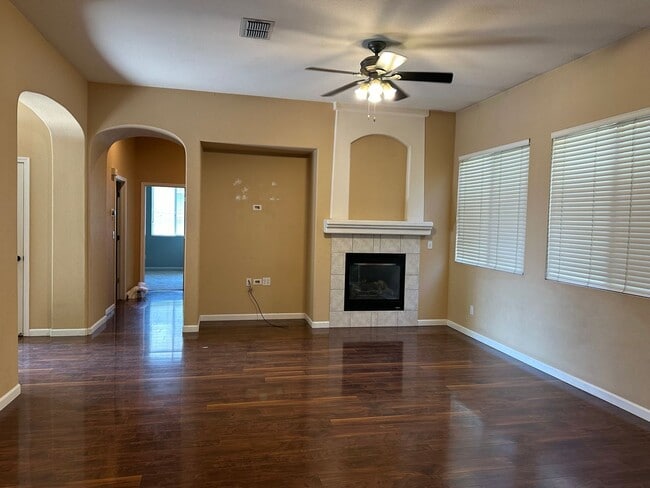 Building Photo - 1824 San Diego Cir