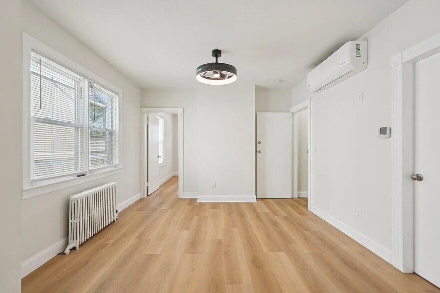 Building Photo - 332 Locust Ave