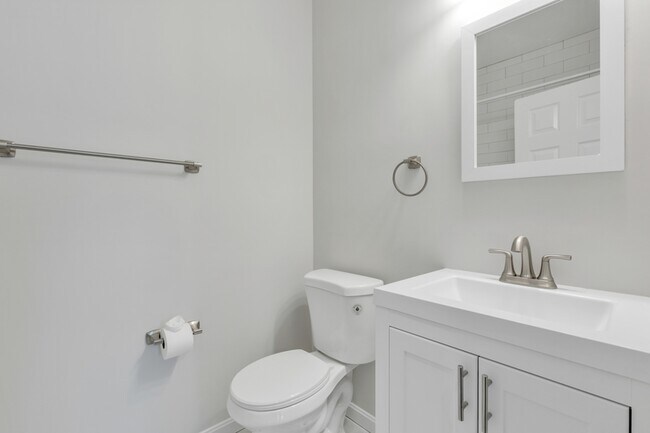 Building Photo - 606 Rolling Hill Walk