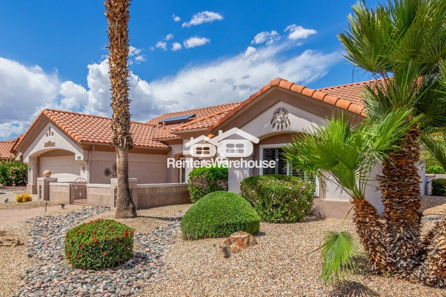 Primary Photo - 15902 W Sentinel Dr