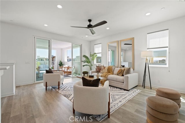 Building Photo - 101 Stage