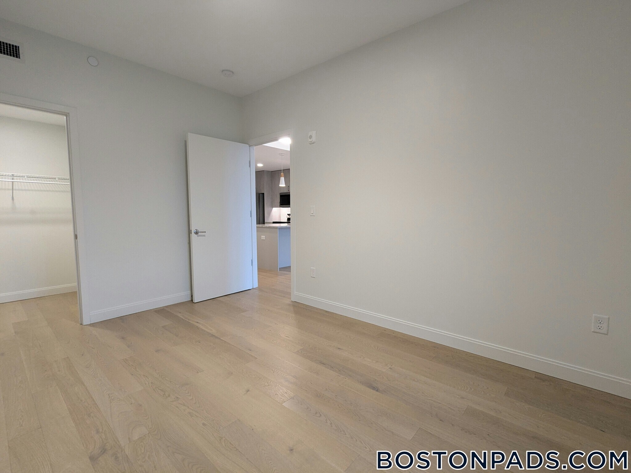 Building Photo - 55 Brighton Ave