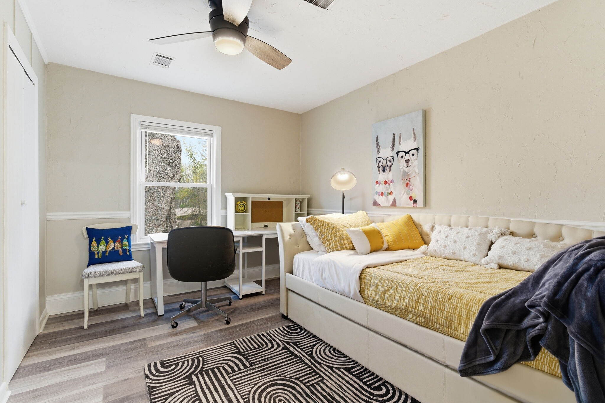 Building Photo - 5357 Sycamore Rd