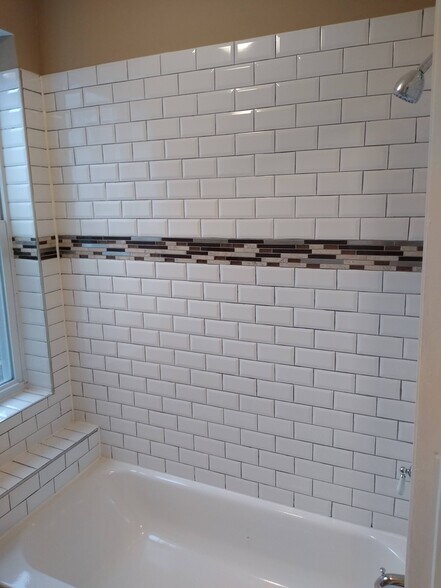 Building Photo - 2054 Ann St