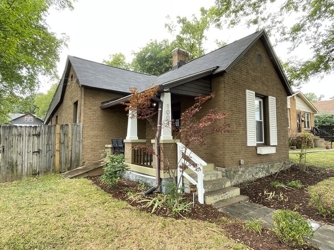 Primary Photo - Cleveland Park home with 3 bedrooms, fence...