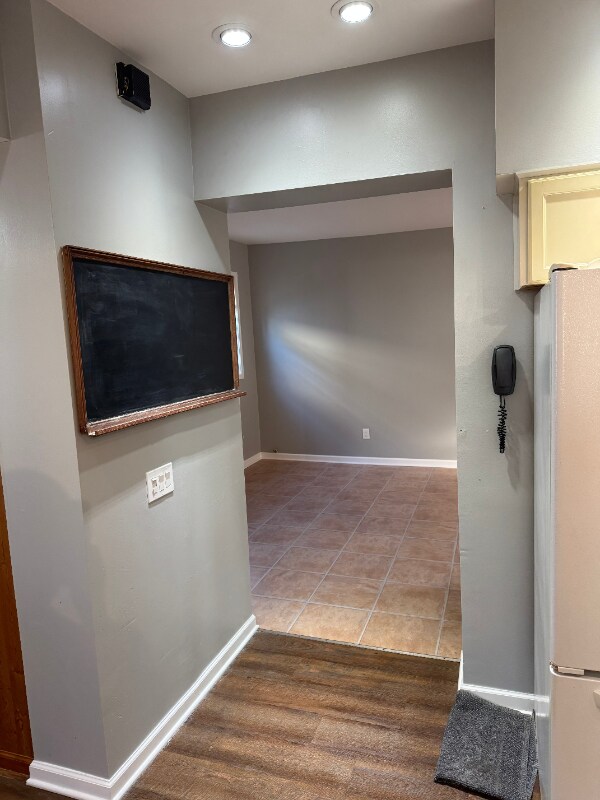 Building Photo - 337 Beach Ave
