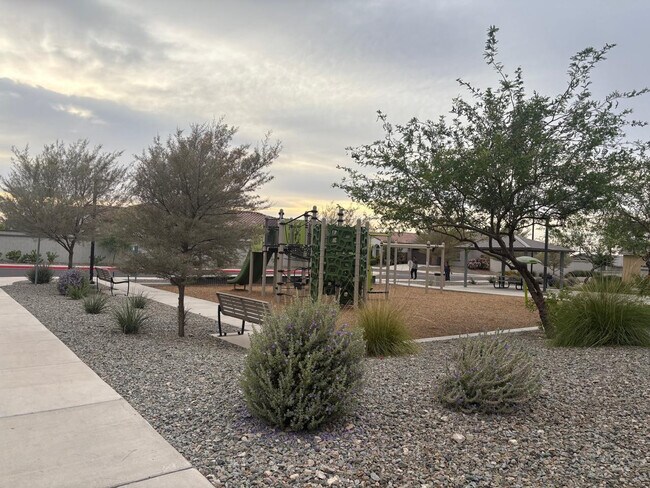 Building Photo - 1649 W la Mirada Dr