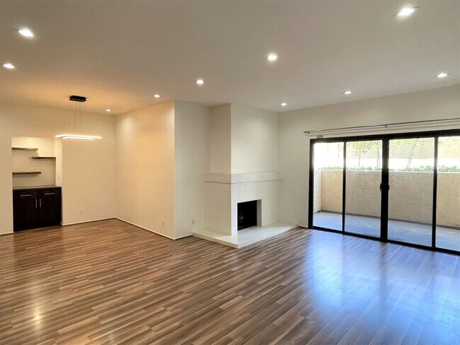 Building Photo - Parekh/Matilla Group