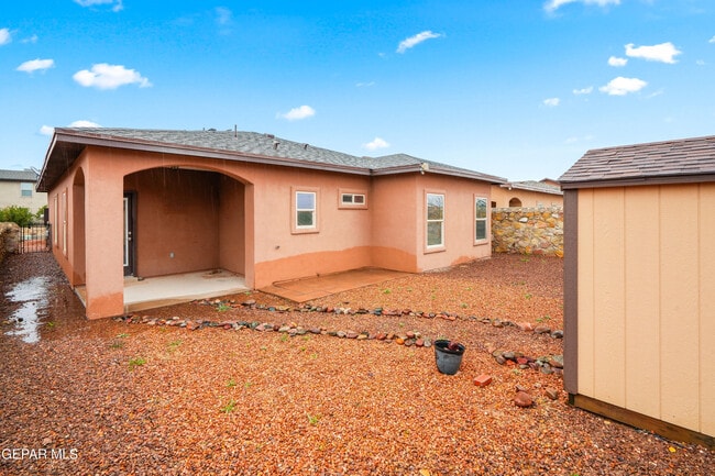 Building Photo - 2093 Charles Horak