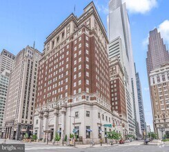 Building Photo - 1600-18 Arch St