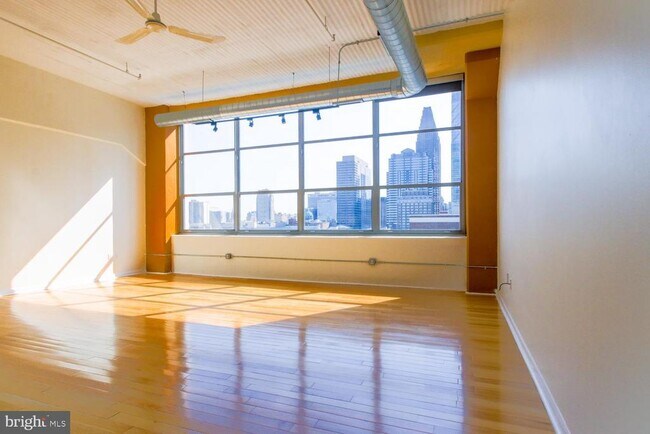 Building Photo - 2200 Arch St