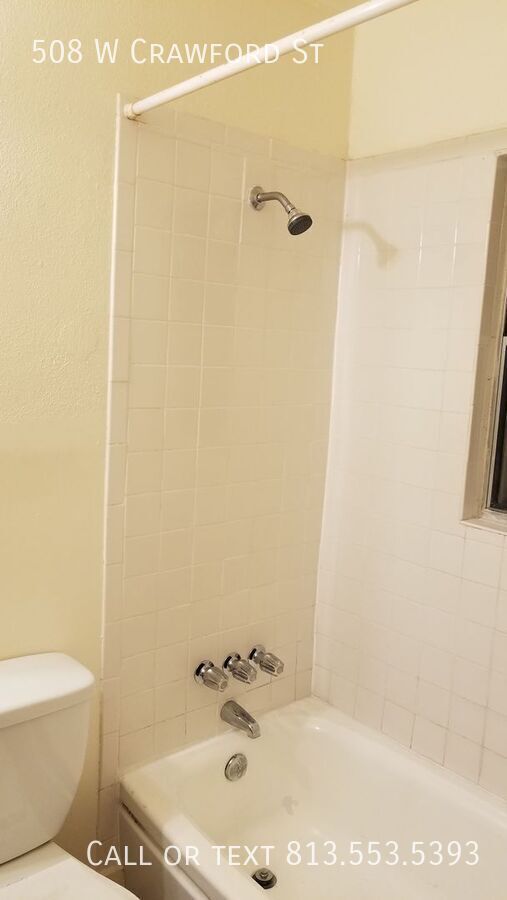 Building Photo - 508 W Crawford St