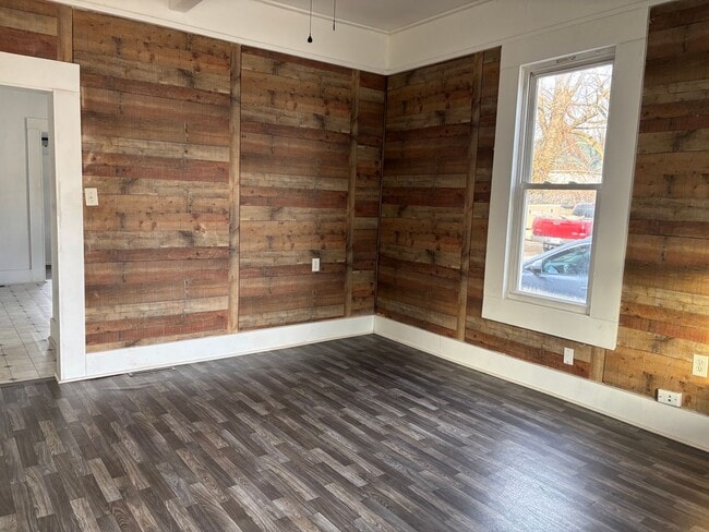 Building Photo - Ideal Location: 4-Bed Home with Big Backyard by Upcoming School