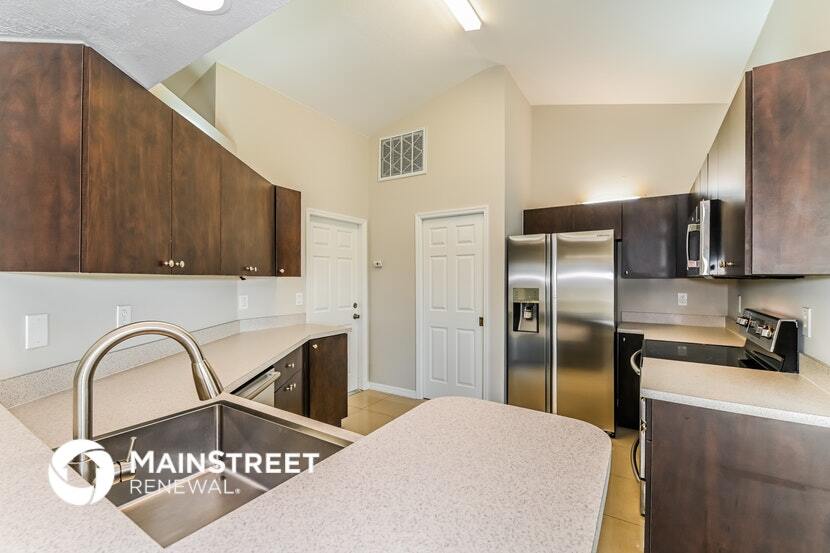 Building Photo - 1425 SW 6th Pl