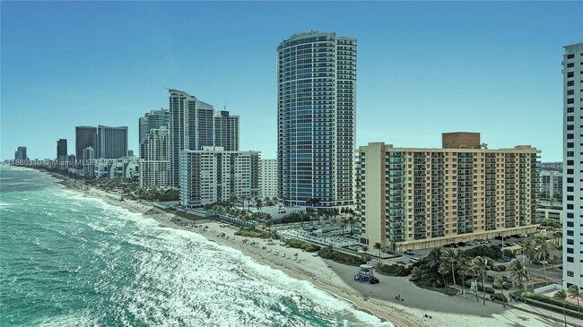 Building Photo - 2501 S Ocean Dr
