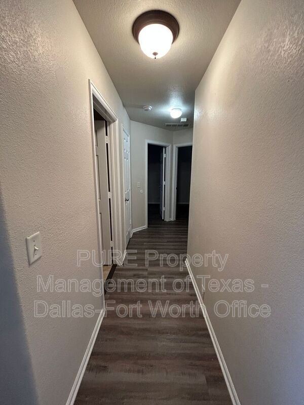 Building Photo - 625 Spanish Oak Ct