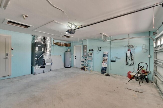 Building Photo - 1492 Sea Gull Dr S