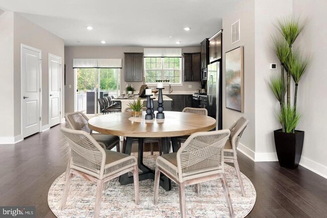 Building Photo - 142 ADA Hightower Ave