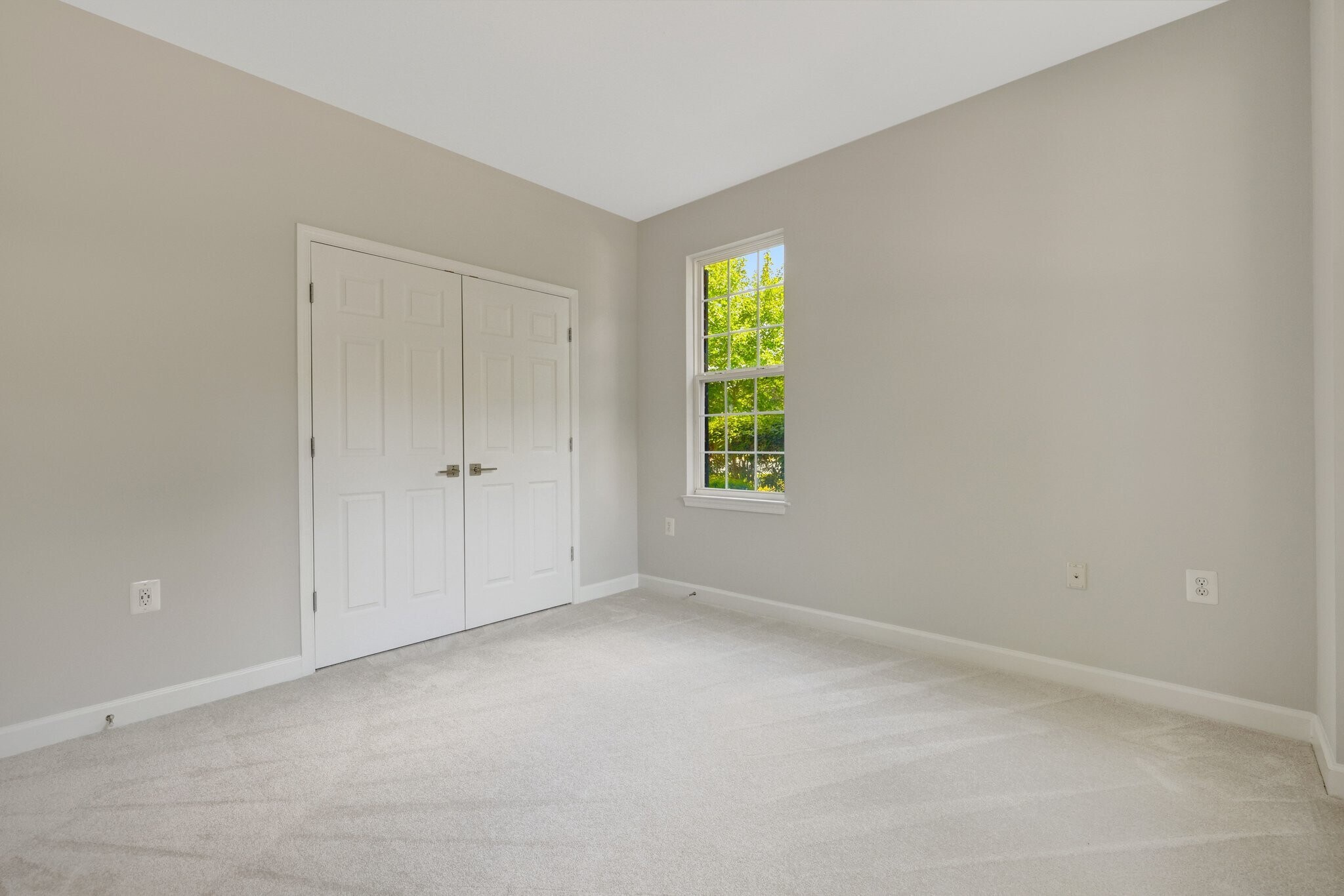 Building Photo - 42421 Rockrose Sq