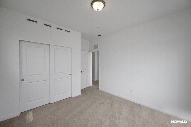 Building Photo - Spacious 3BR Townhome in Broomfield