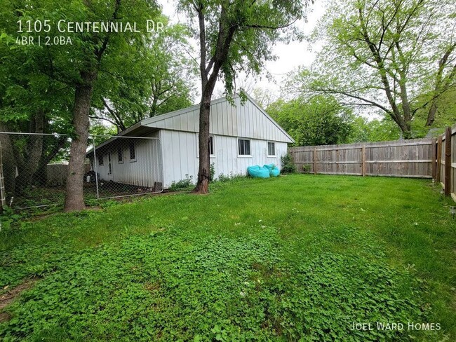 Building Photo - Fully-Fenced Home with Updates Throughout!