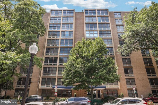 Primary Photo - 1260 21st St NW
