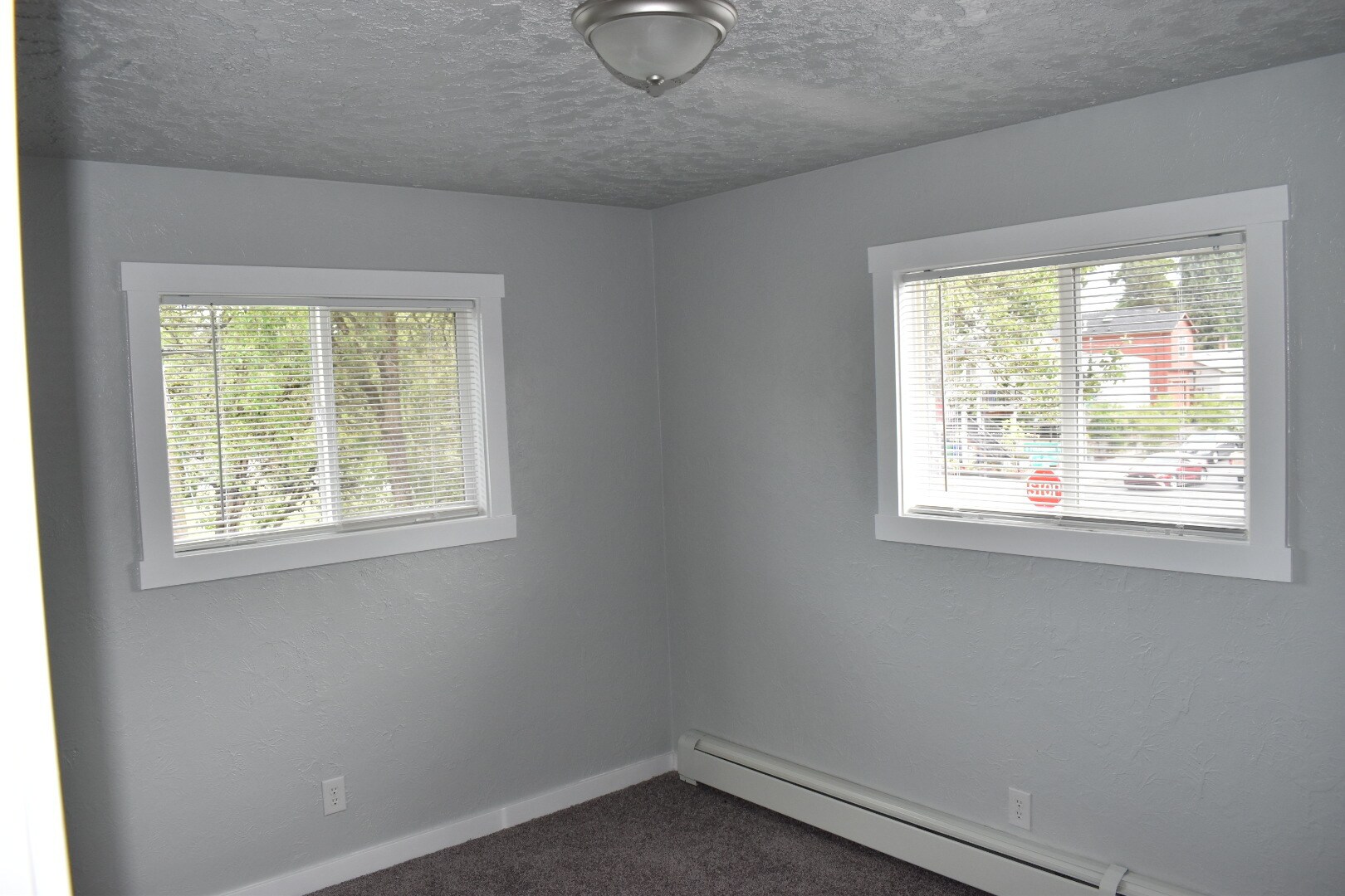 Plenty of Natural Light - 7905 N Fessenden St