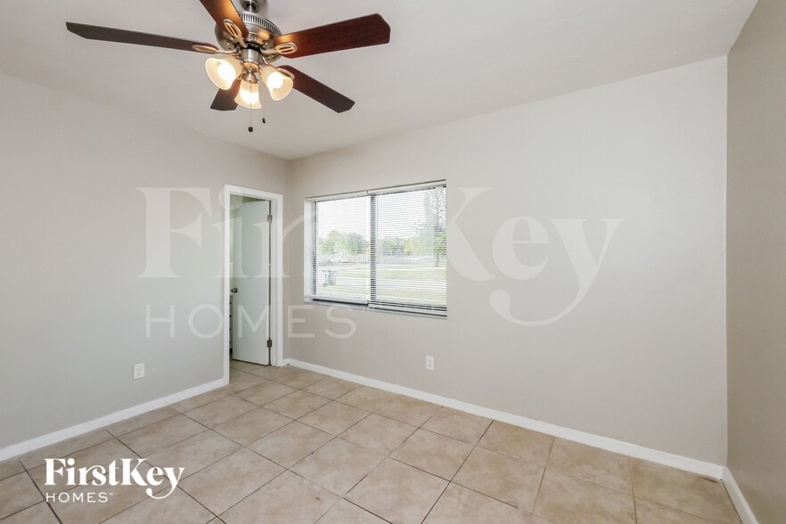 Building Photo - 3010 NW 187th St