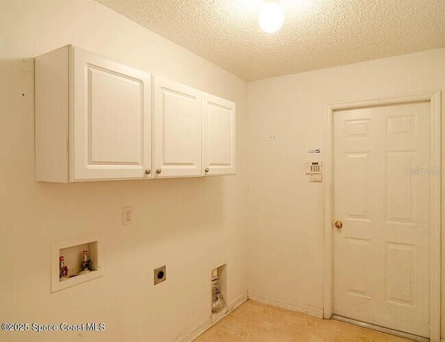 Building Photo - 778 Hamm St NW