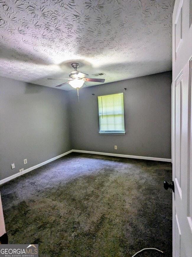 Building Photo - 5695 Liberty Rd