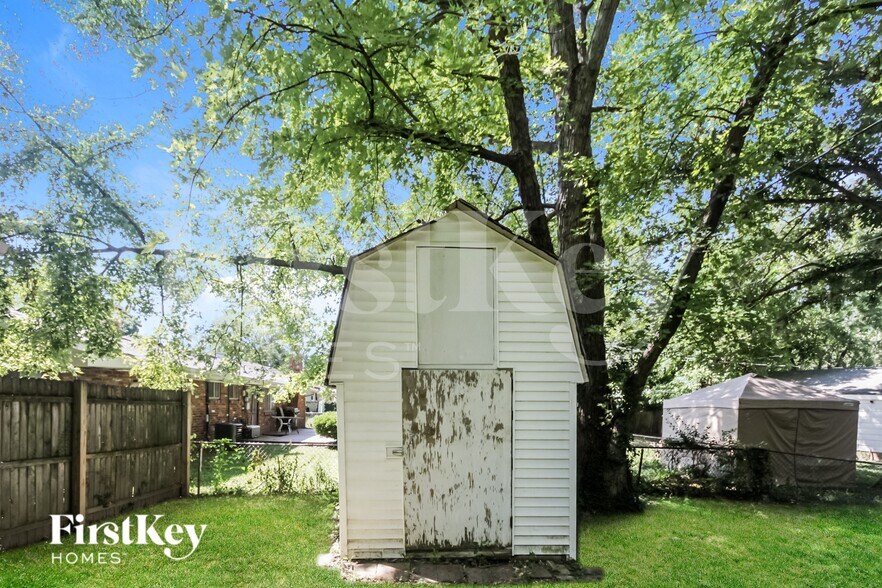 Building Photo - 7320 E 51st St