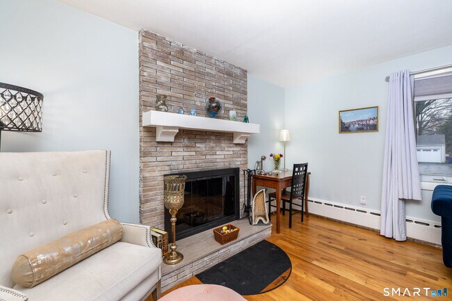 Building Photo - 14 Haynes Rd