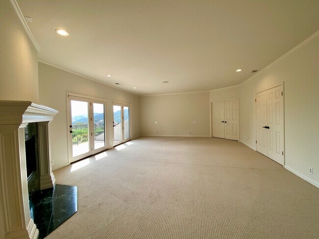 Building Photo - 17299 Deer Park Rd