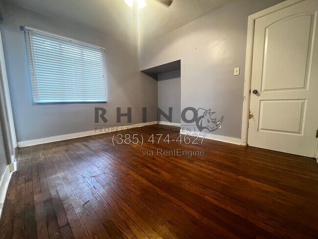 Building Photo - 2585 S 700 E