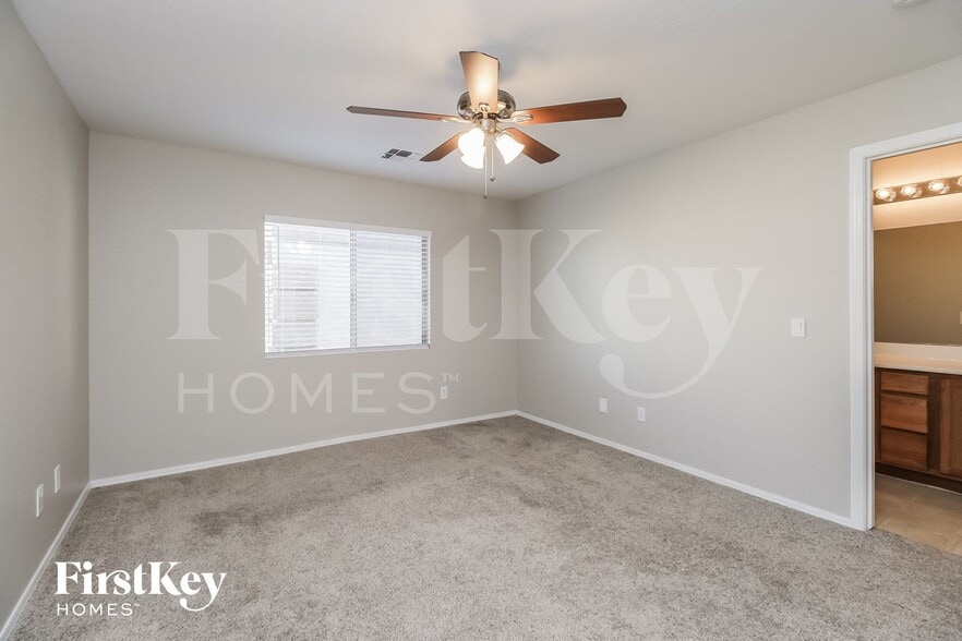 Building Photo - 39405 N Marla Cir