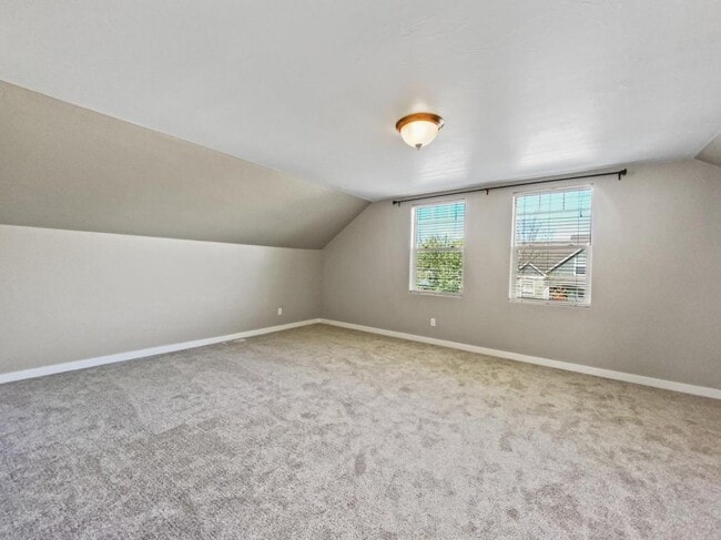 Building Photo - 4535 Glenwood Dr