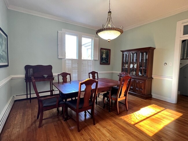 Building Photo - 4 Lee St