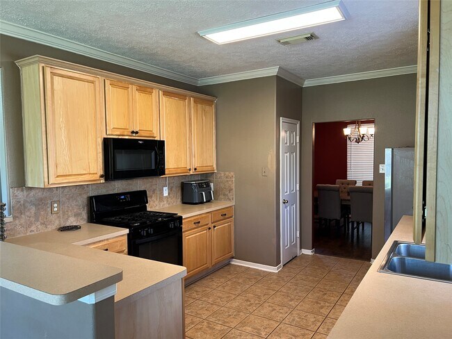 Building Photo - 14526 Grove Estates Ln