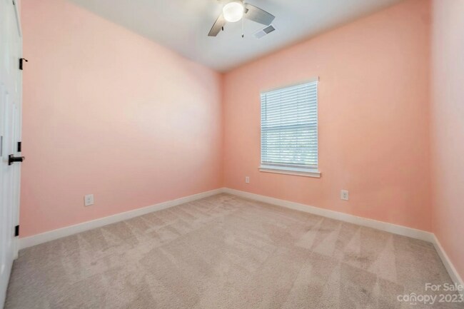 Building Photo - 130 Hamrick Rd