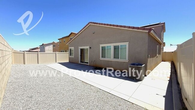 Building Photo - 10732 Quarter Horse Ave